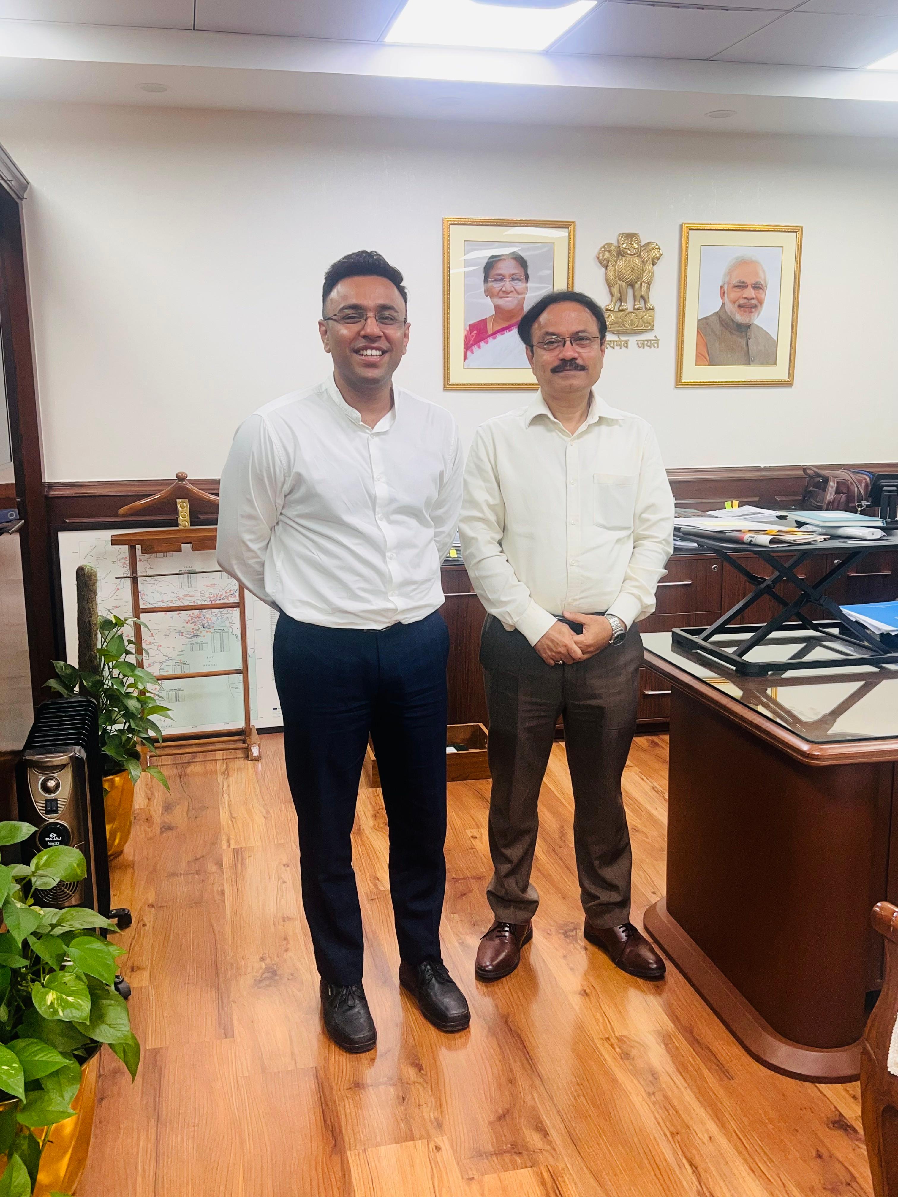 Pravin Kaushal with Shri T. K. Ramachandran at Transport Bhavan, New Delhi.